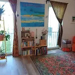 Cosy Studio Apartment In Berlin Schoeneweide